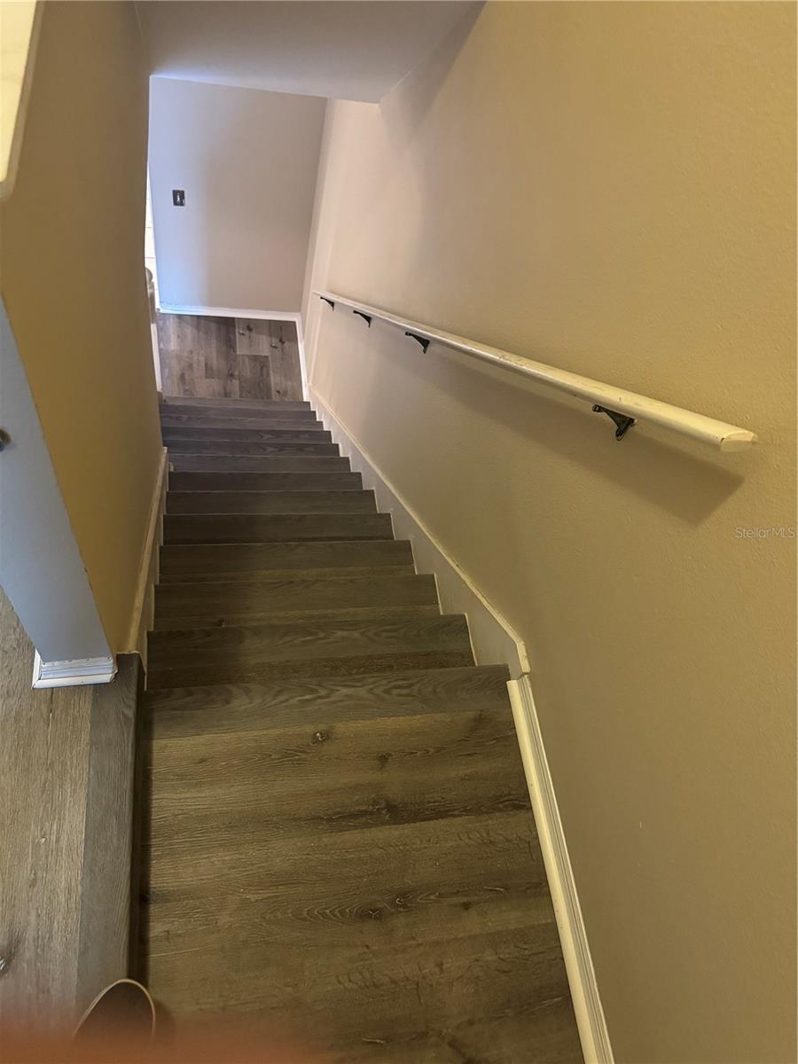 Listing photo id 10 for 30059 Granda Hills Court