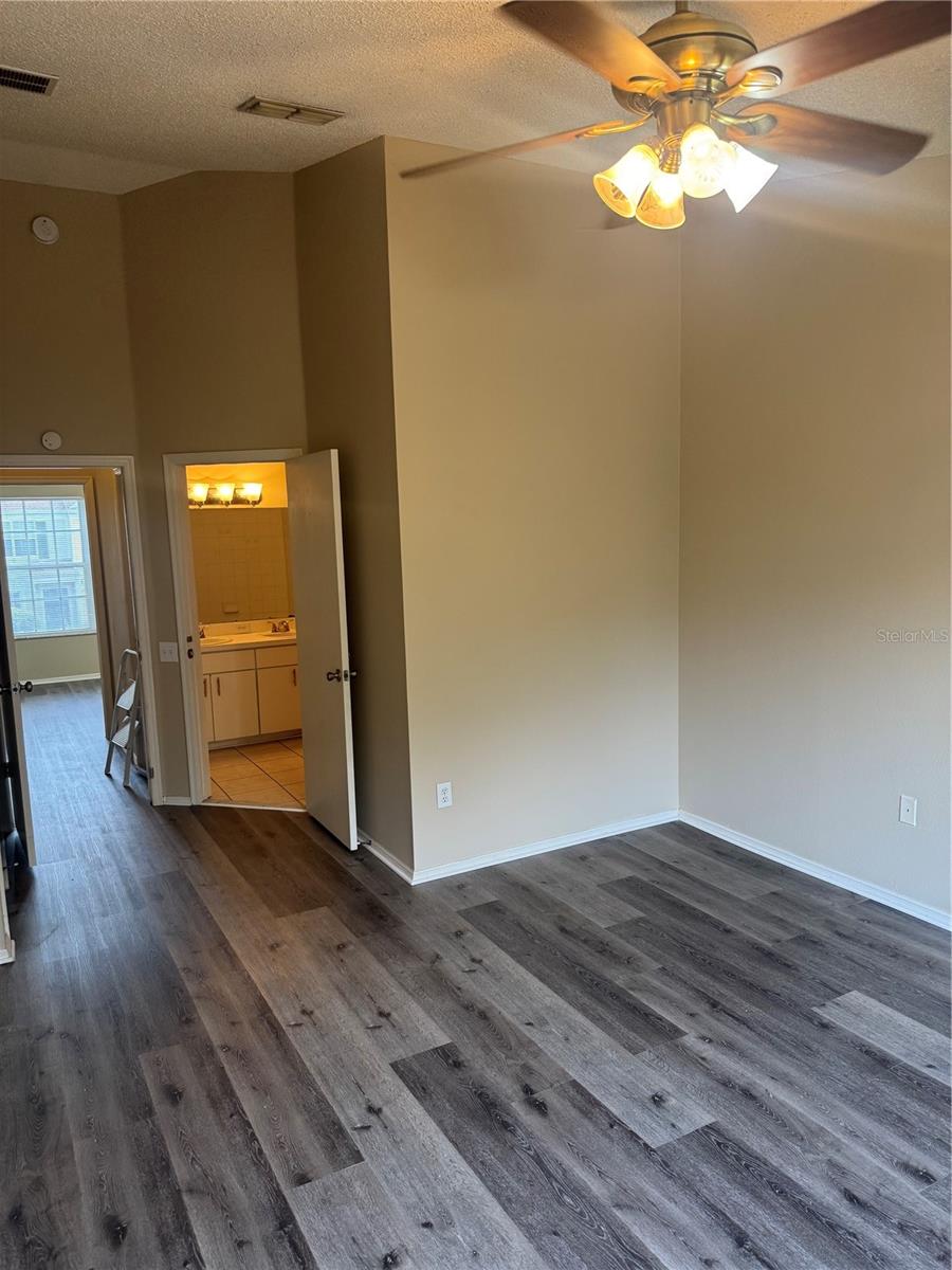 Listing photo id 24 for 30059 Granda Hills Court