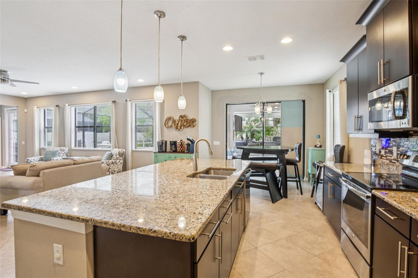 Image 13 of 62 For 210 Dakota Hill Drive