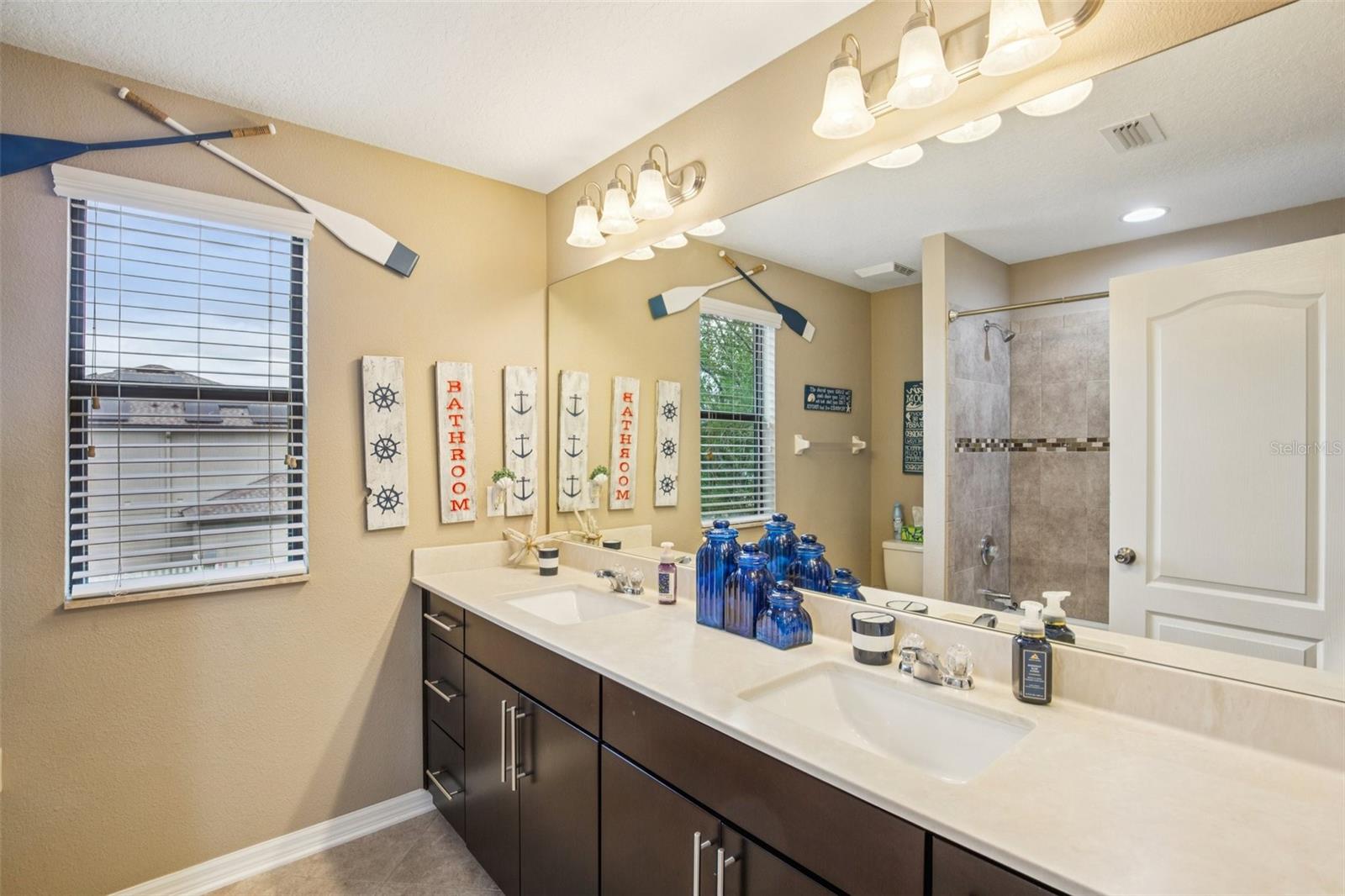 Image 39 of 62 For 210 Dakota Hill Drive