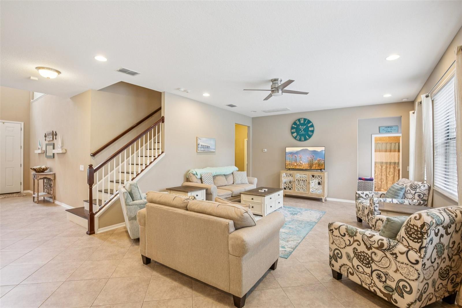 Image 5 of 62 For 210 Dakota Hill Drive