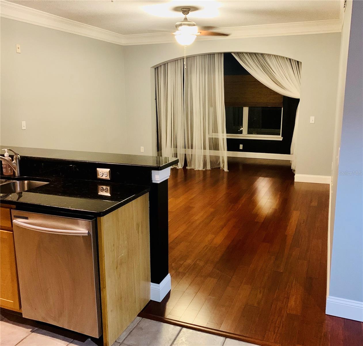 Image 8 of 46 For 4207 Dale Mabry Highway 2301