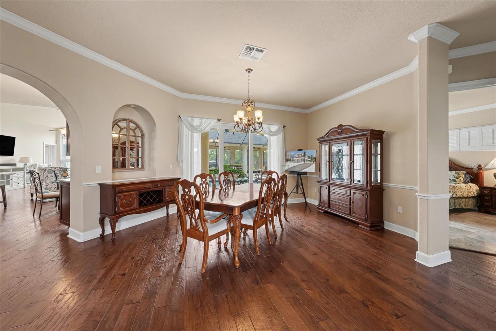 Image 10 of 49 For 18817 Wimbledon Circle