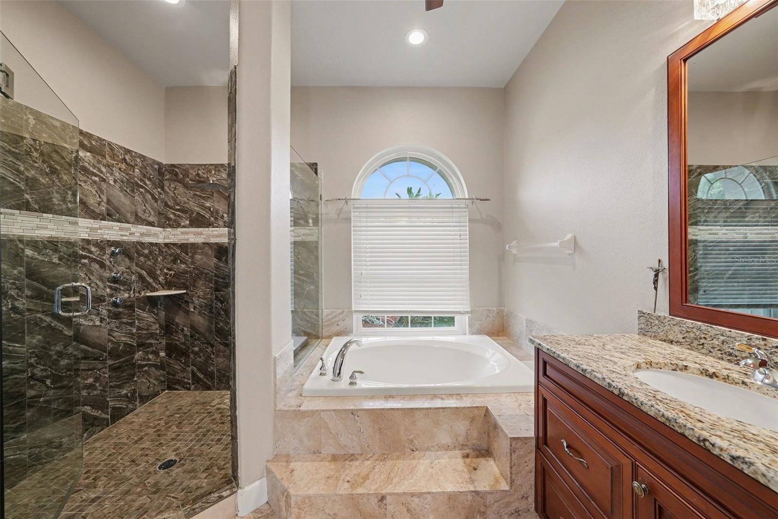 Image 22 of 49 For 18817 Wimbledon Circle