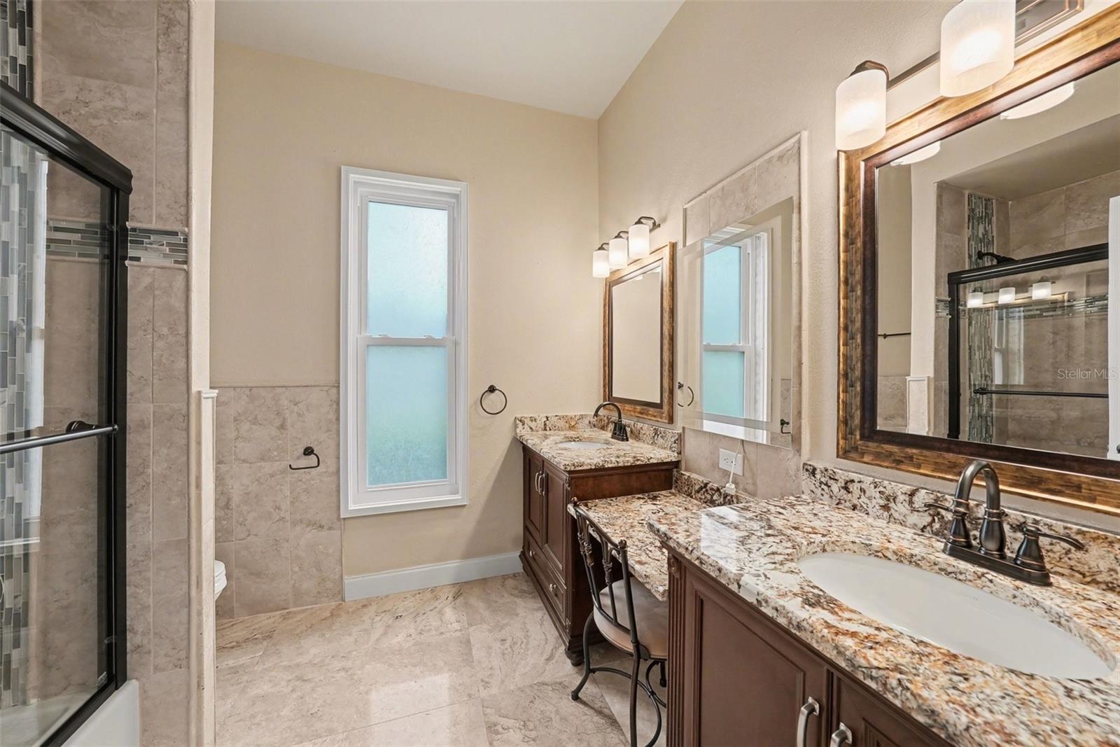 Image 29 of 49 For 18817 Wimbledon Circle