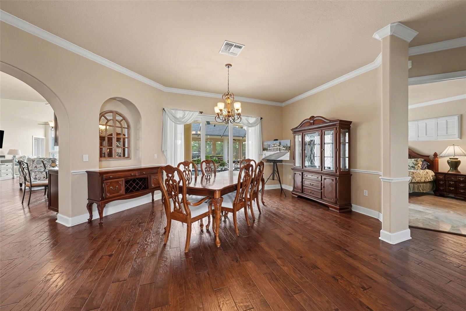 Image 8 of 49 For 18817 Wimbledon Circle