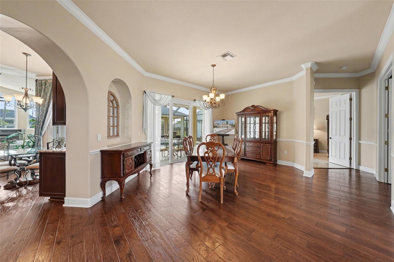 Image 9 of 49 For 18817 Wimbledon Circle