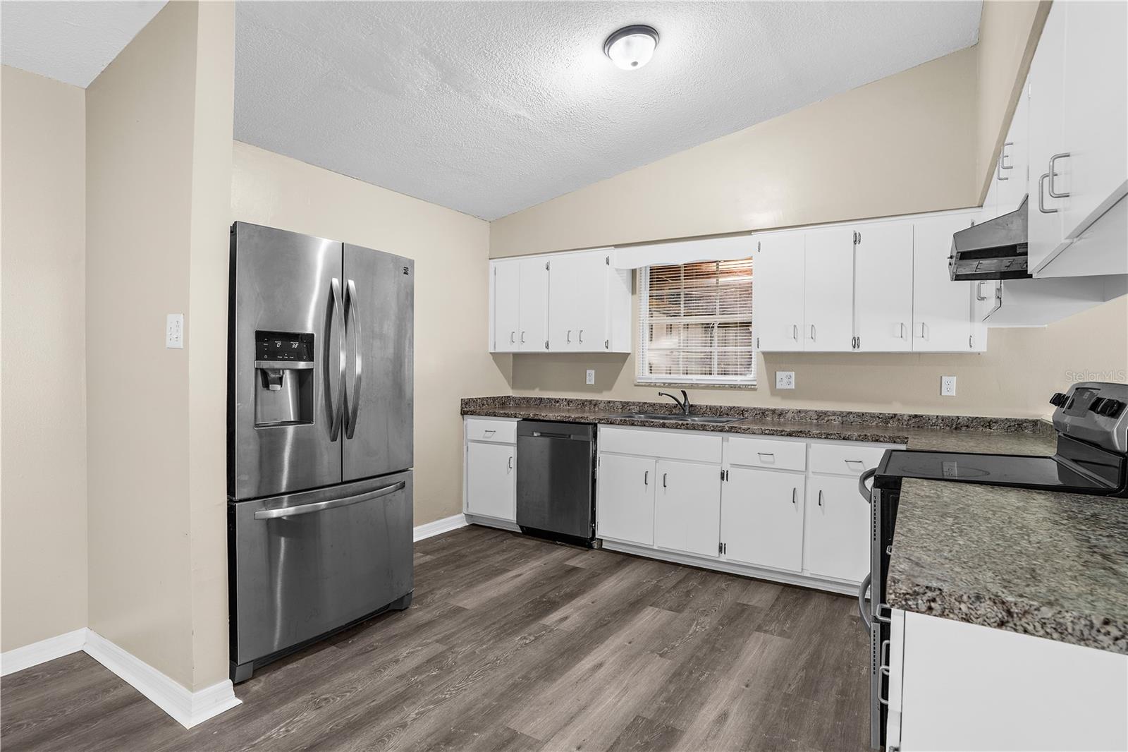 Image 8 of 30 For 5400 62nd Place