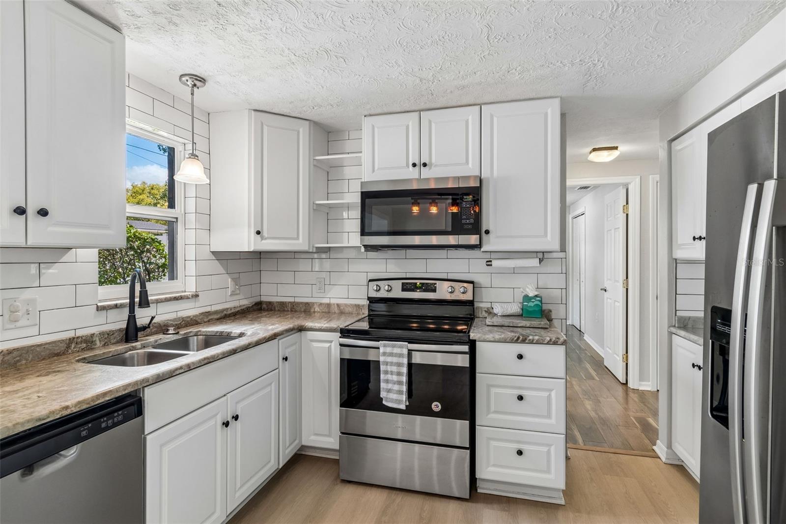 Image 20 of 73 For 6201 Silver Drive