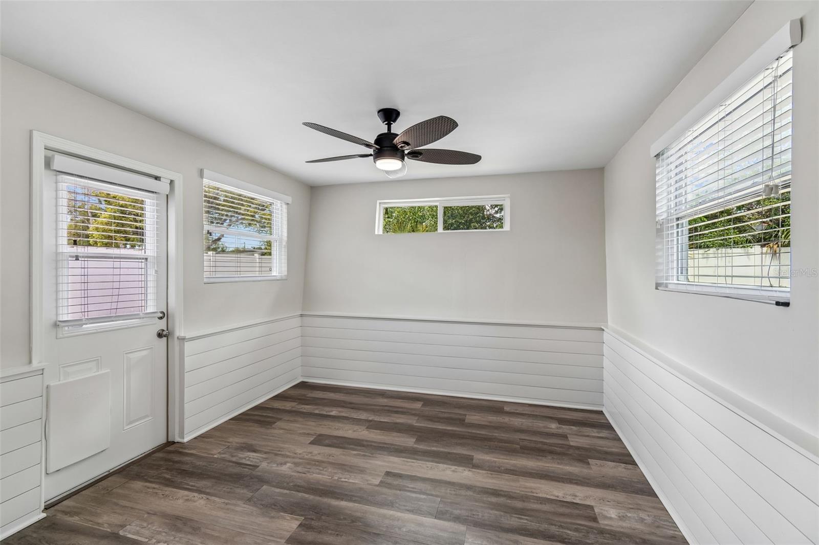 Image 25 of 73 For 6201 Silver Drive