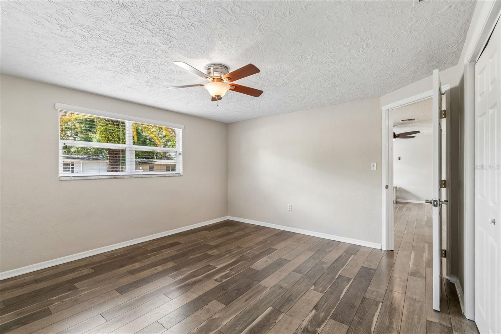 Image 33 of 73 For 6201 Silver Drive