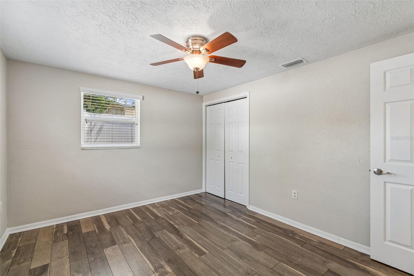 Image 38 of 73 For 6201 Silver Drive