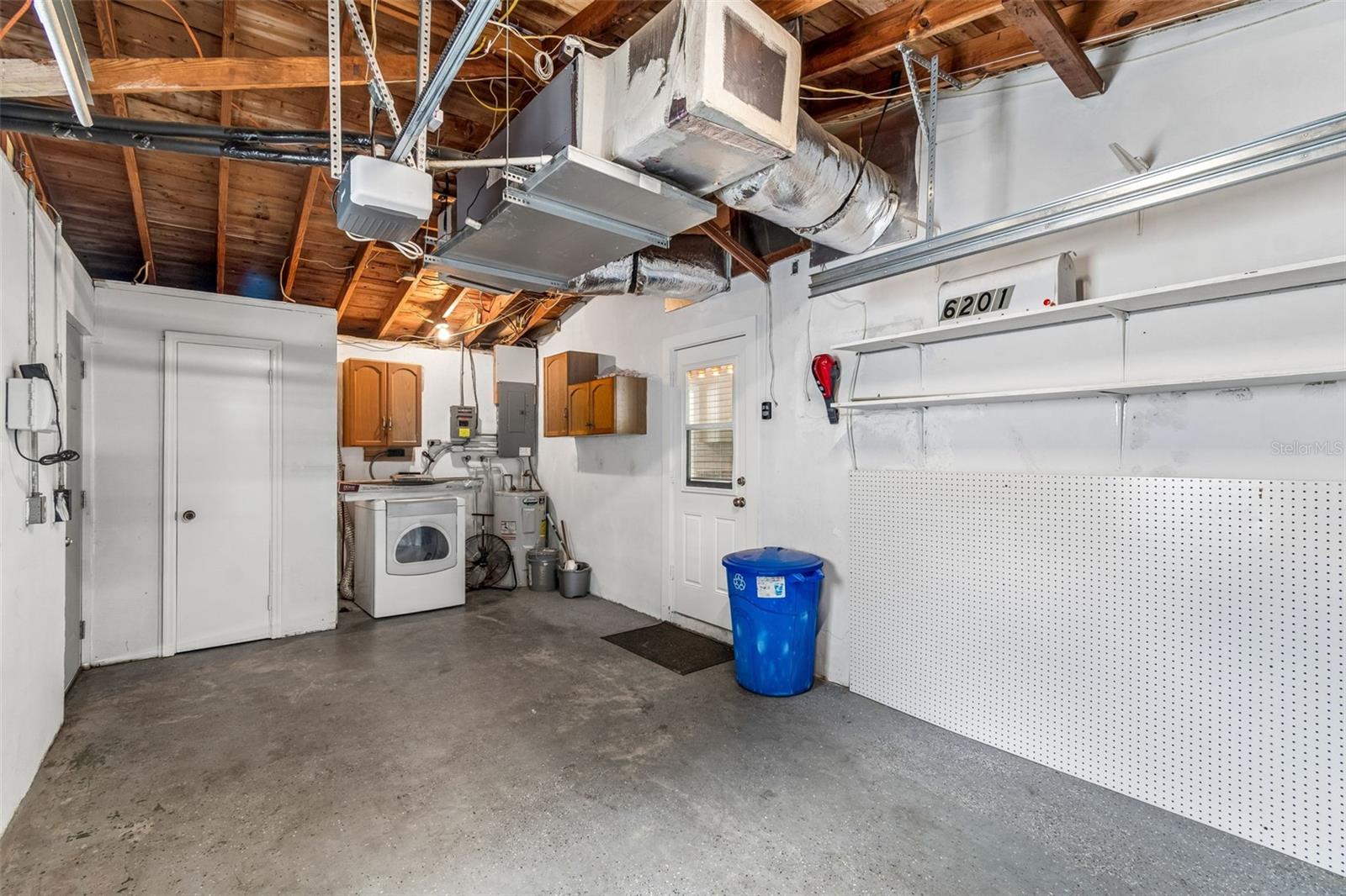 Image 41 of 73 For 6201 Silver Drive