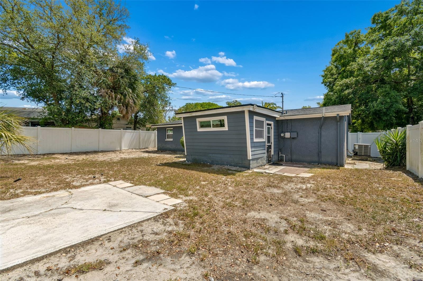 Image 47 of 73 For 6201 Silver Drive