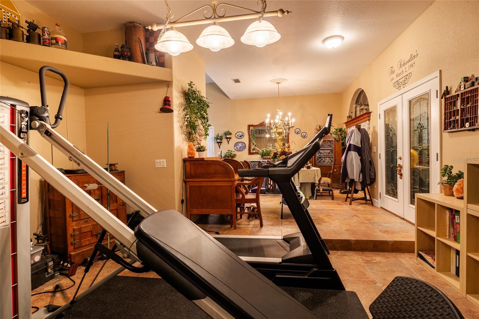 Image 18 of 22 For 8508 Dee Circle