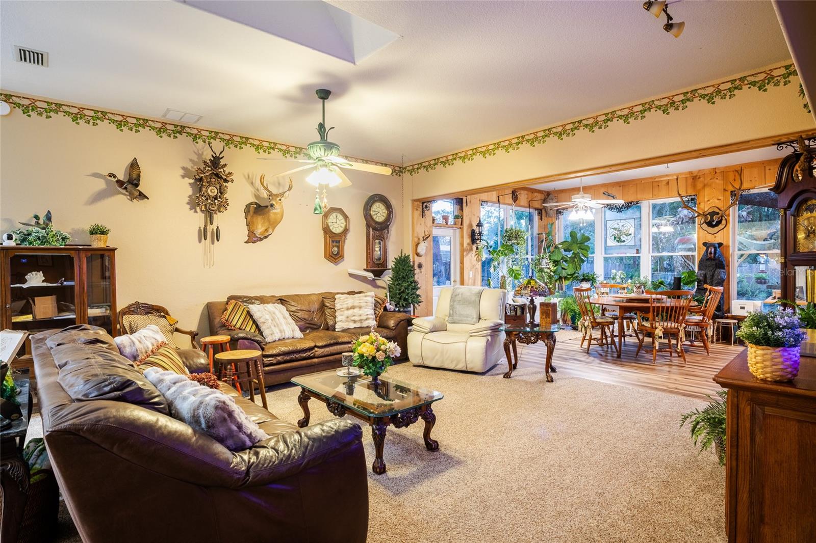 Image 5 of 22 For 8508 Dee Circle