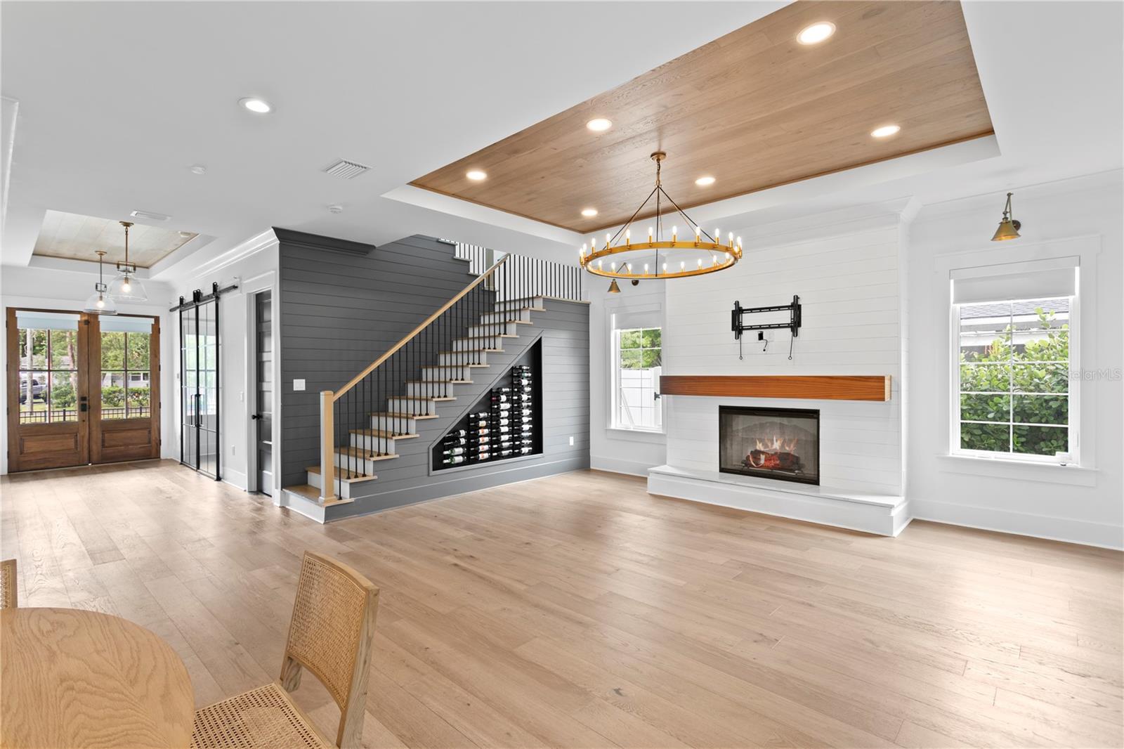 Image 18 of 59 For 2503 Glenwood Drive