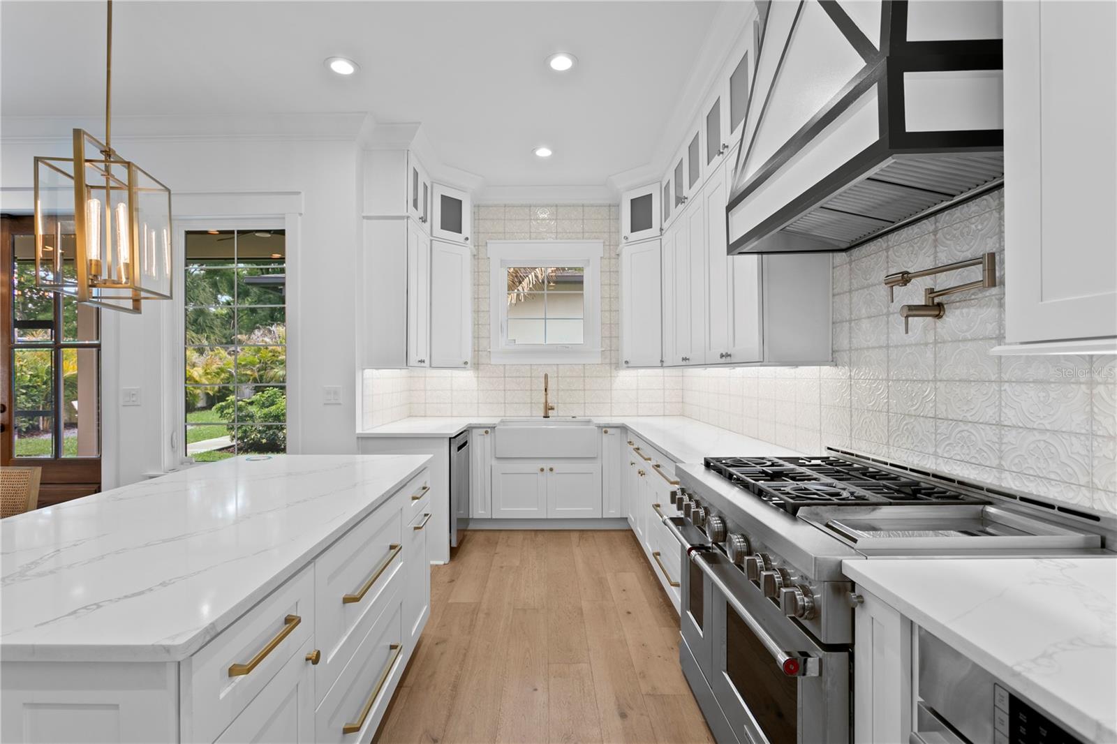 Image 29 of 59 For 2503 Glenwood Drive