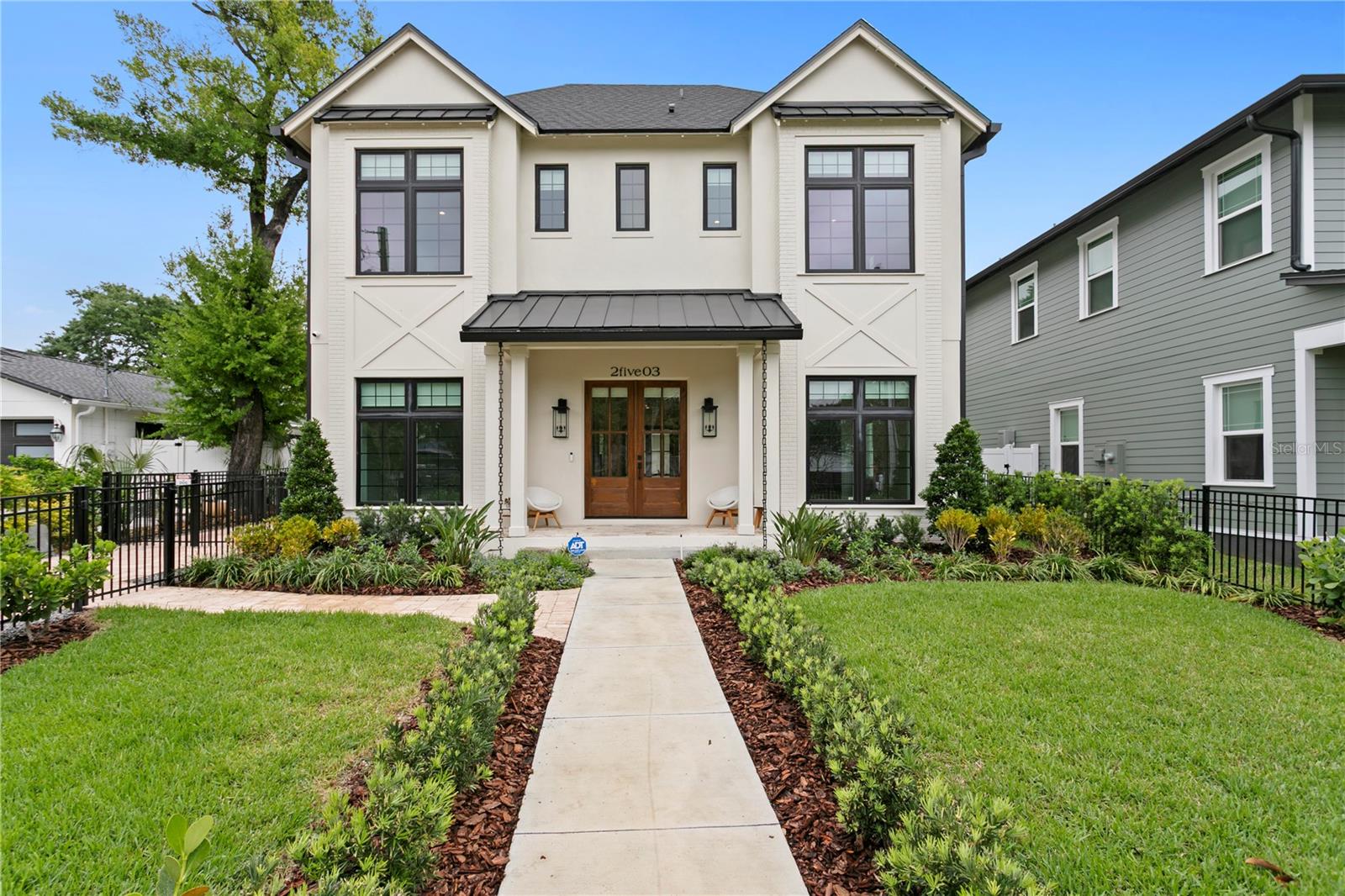 Image 3 of 59 For 2503 Glenwood Drive