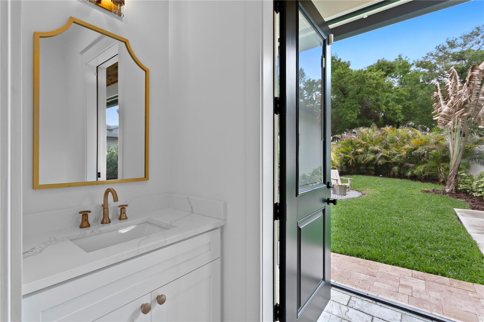 Image 32 of 59 For 2503 Glenwood Drive