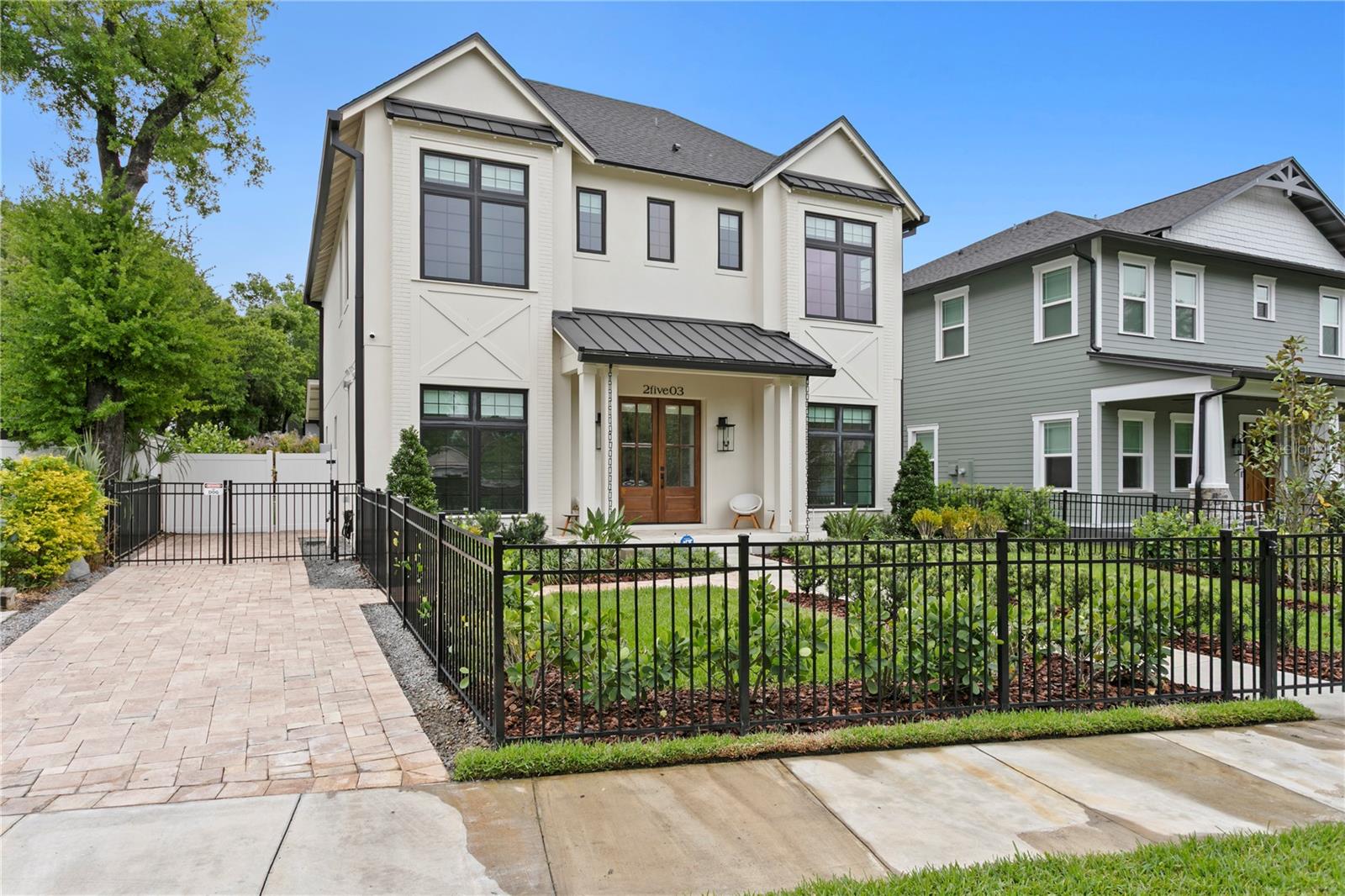 Image 4 of 59 For 2503 Glenwood Drive