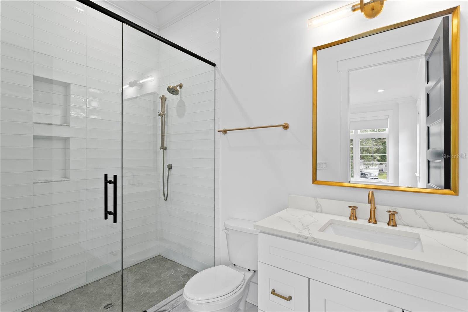 Image 48 of 59 For 2503 Glenwood Drive