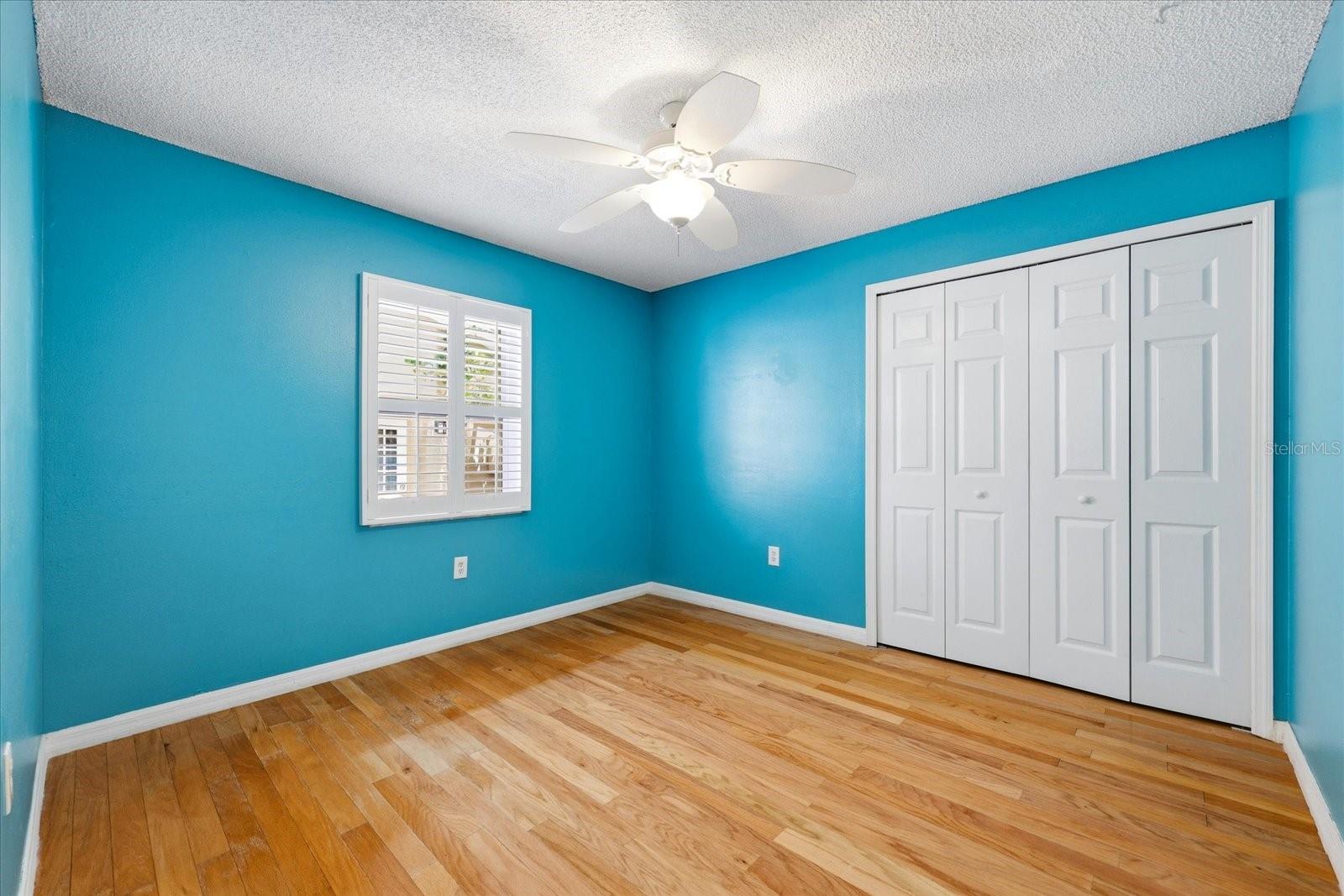 Image 19 of 28 For 12836 Pineway Drive