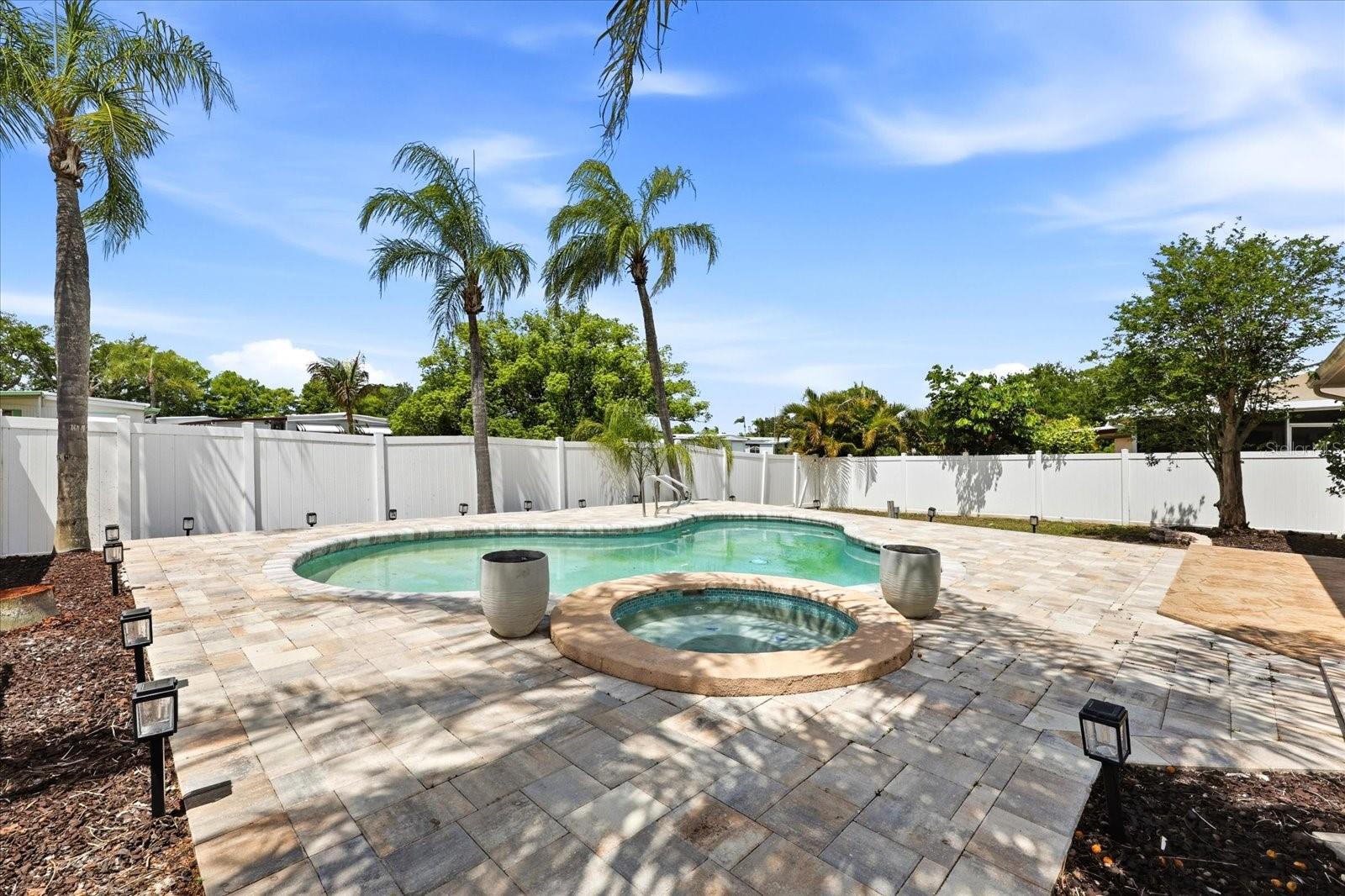 Image 23 of 28 For 12836 Pineway Drive