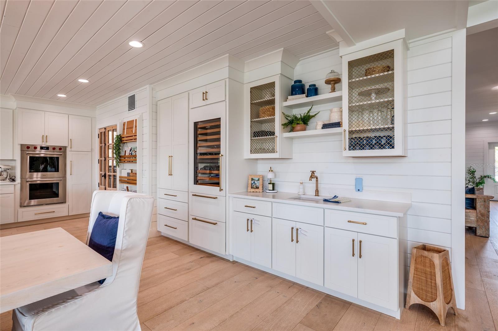 Image 12 of 68 For 5408 Pali Way