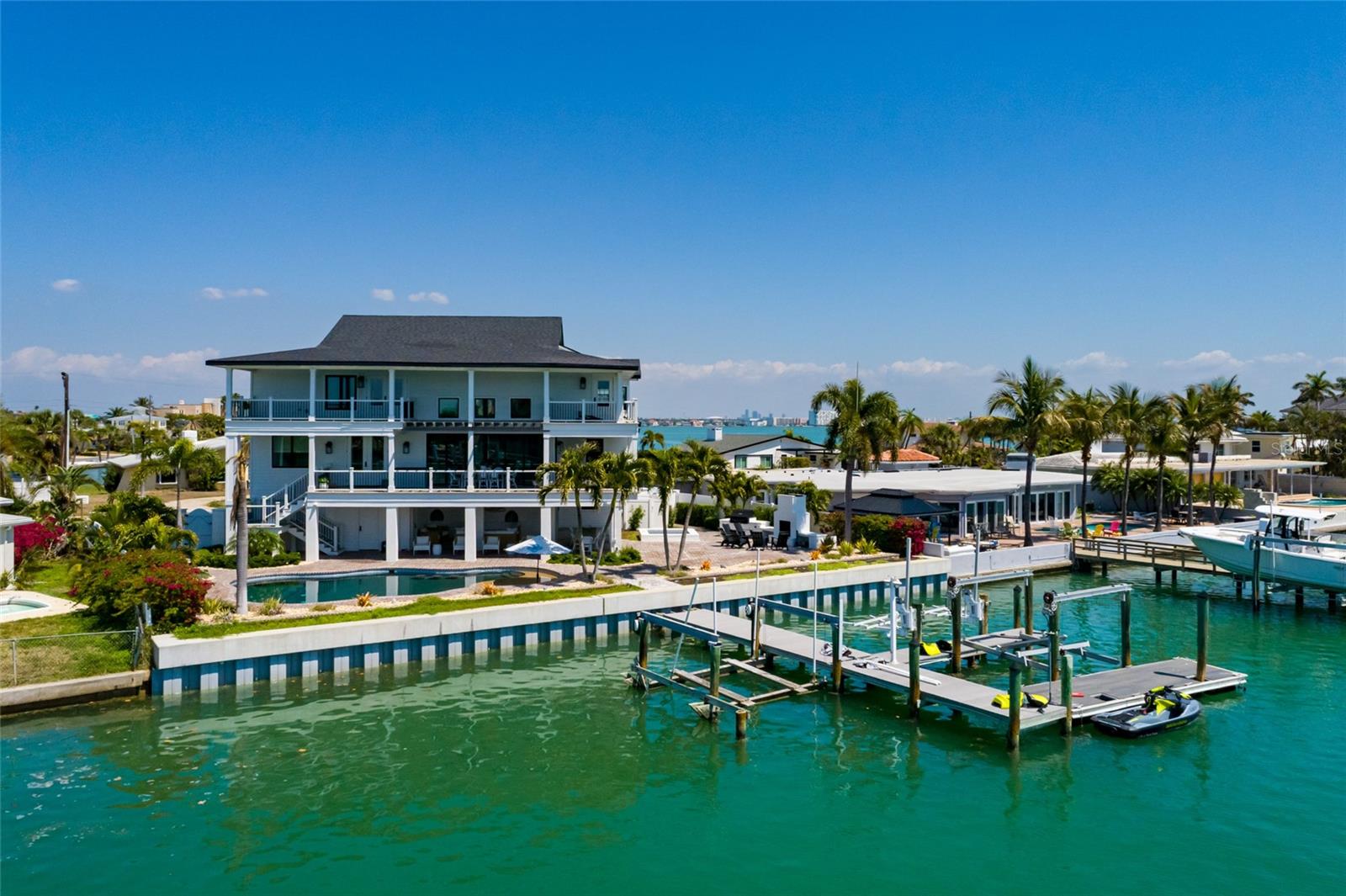 Image 4 of 68 For 5408 Pali Way