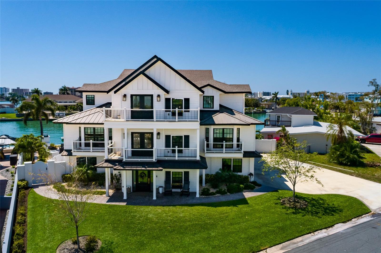 Image 5 of 68 For 5408 Pali Way