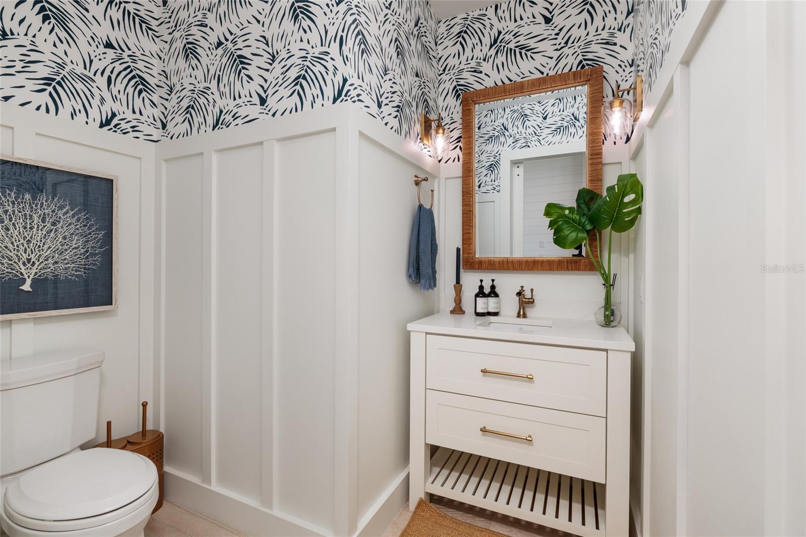 Image 8 of 68 For 5408 Pali Way