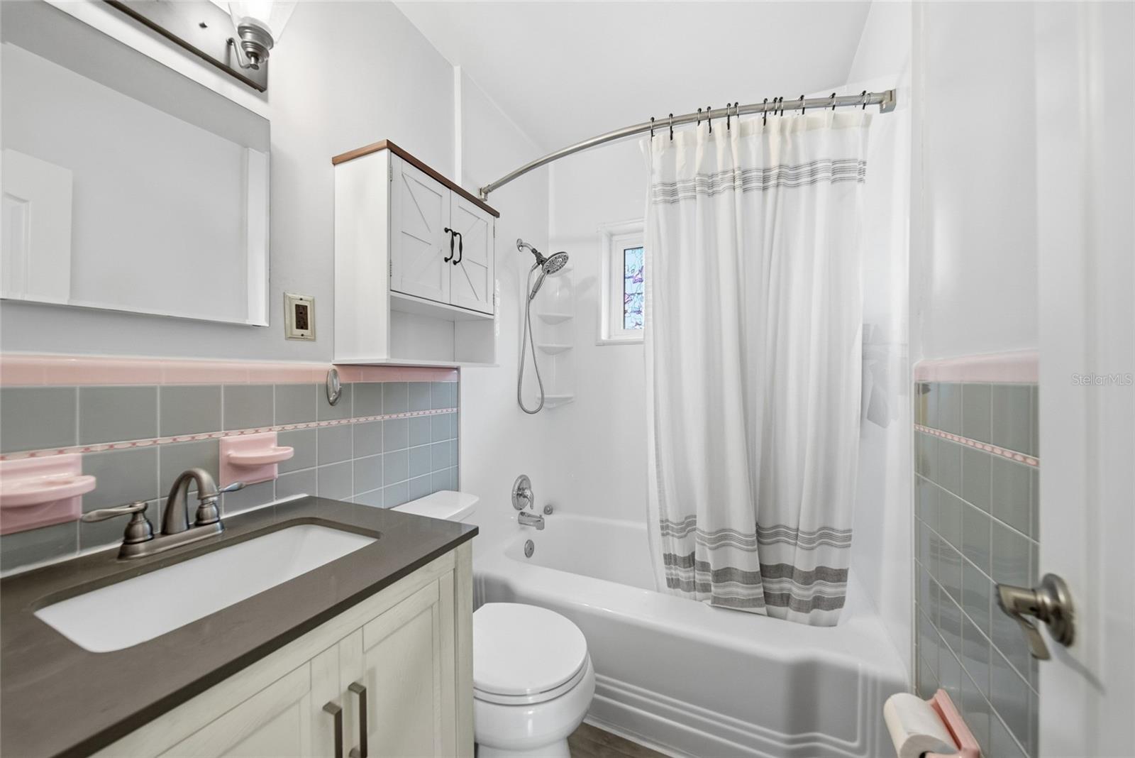 Image 18 of 28 For 10871 Grove Terrace