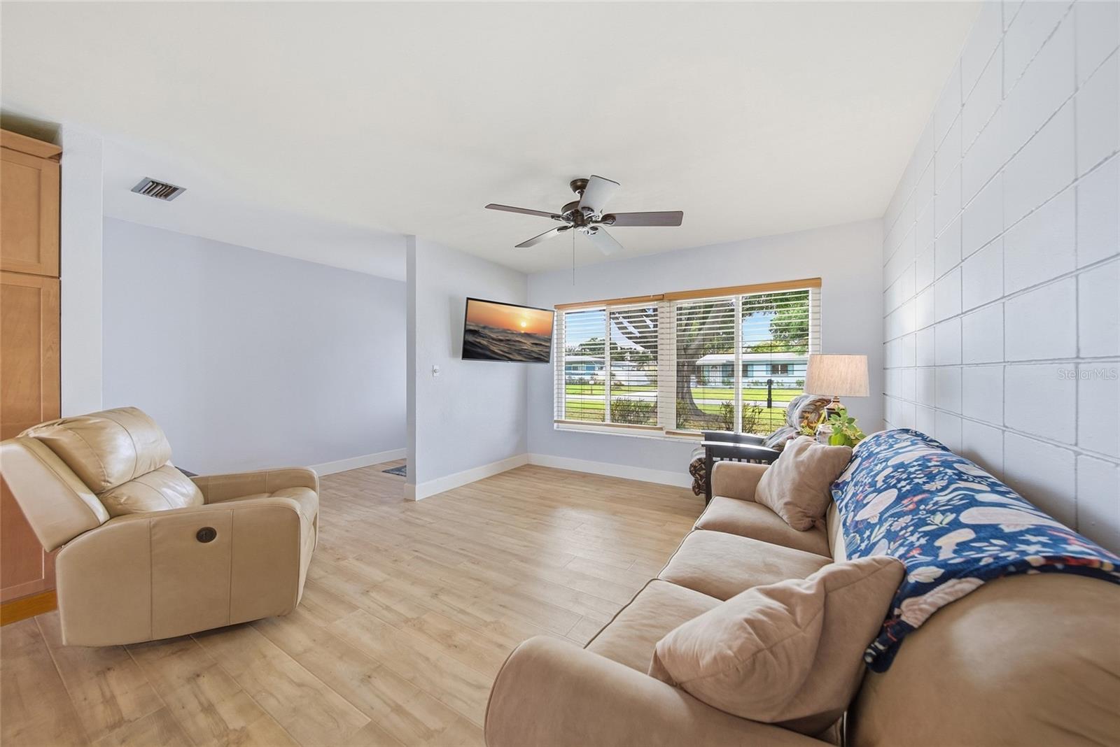 Image 3 of 28 For 10871 Grove Terrace