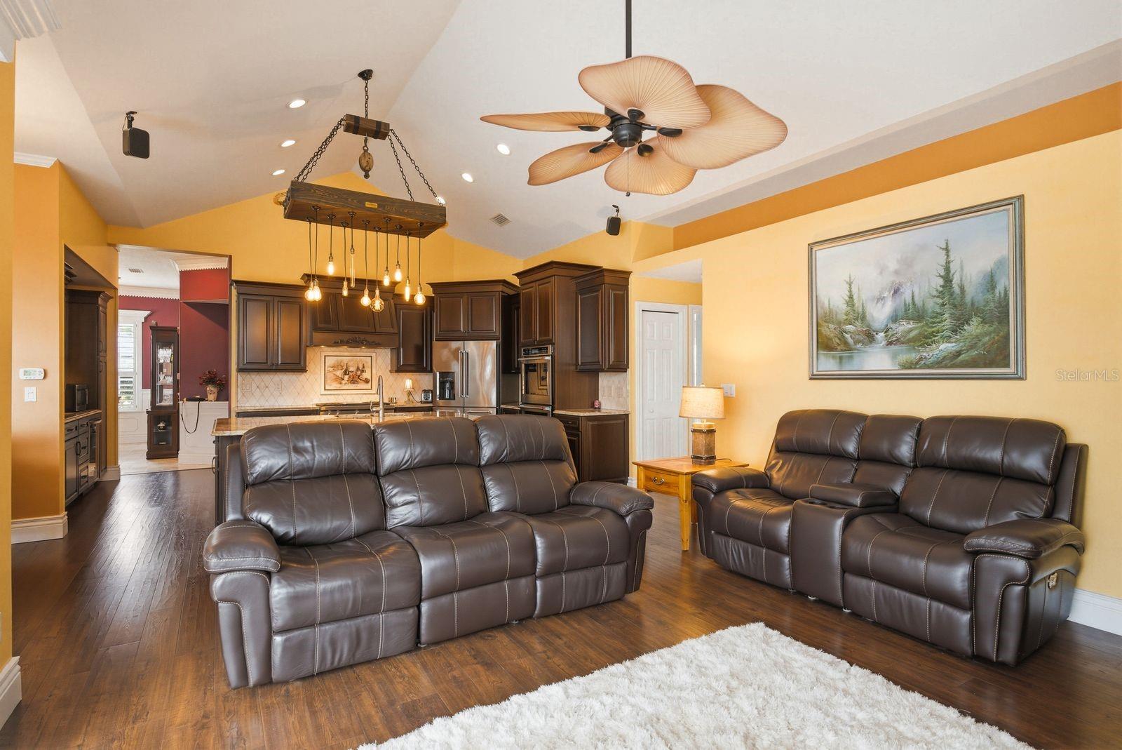 Image 19 of 48 For 1848 Barn Owl Way