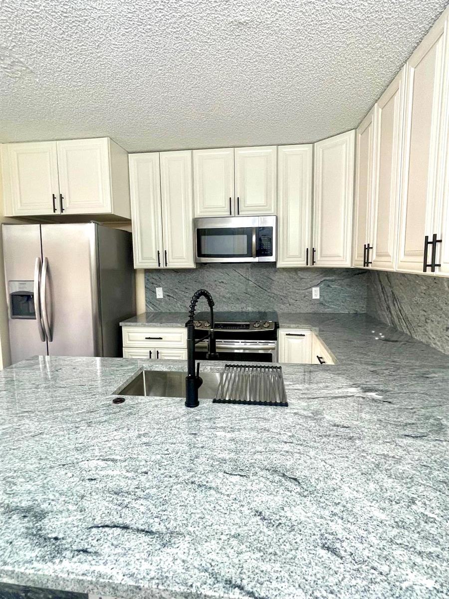 Image 13 of 45 For 2712 14th Ct