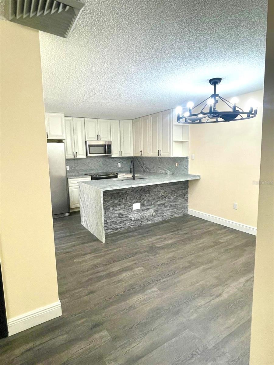 Image 17 of 45 For 2712 14th Ct