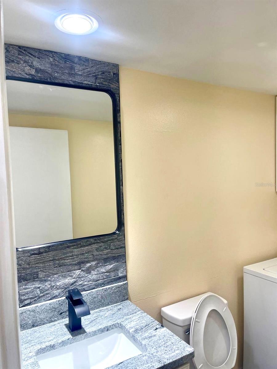 Image 19 of 45 For 2712 14th Ct