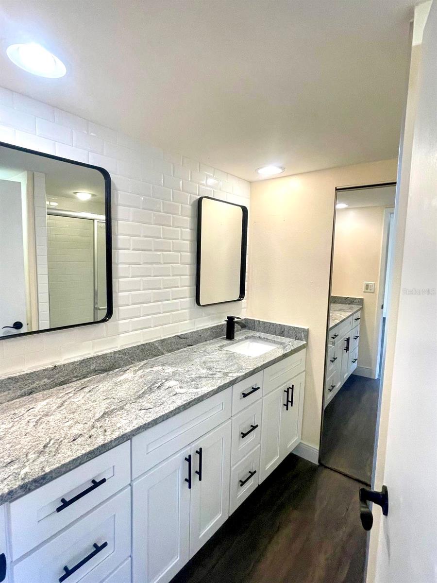 Image 28 of 45 For 2712 14th Ct