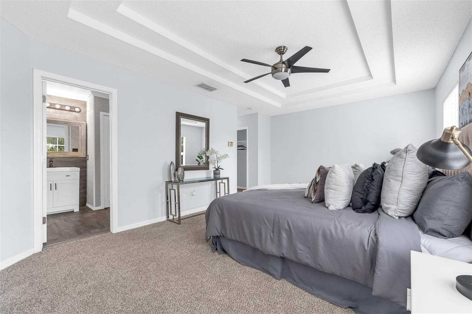 Image 17 of 36 For 14728 Huntley Drive