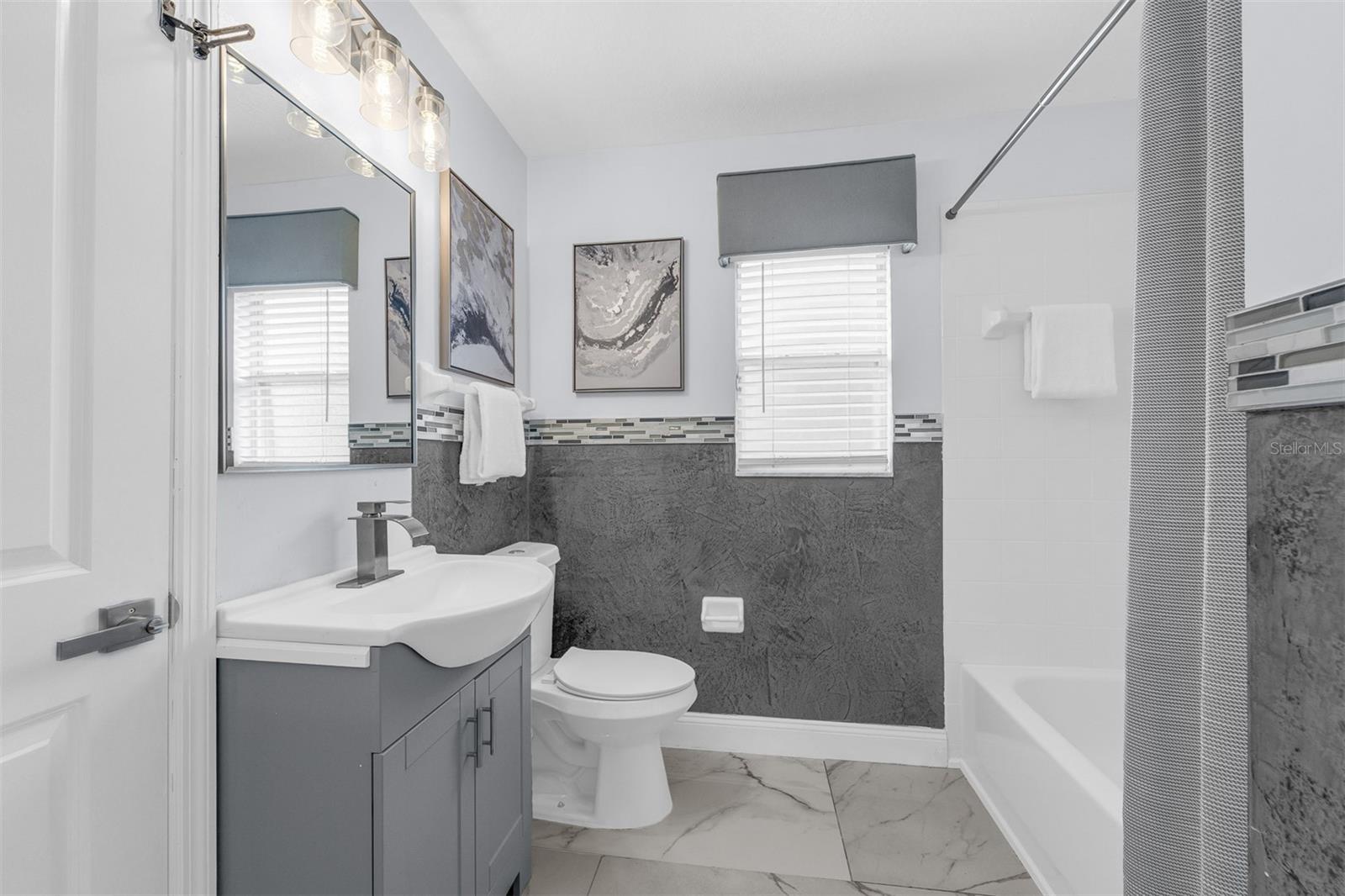 Image 20 of 36 For 14728 Huntley Drive