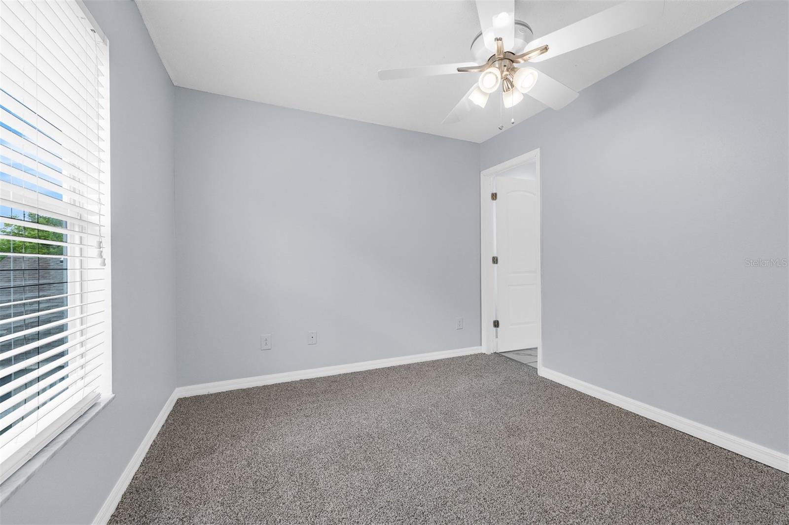 Image 26 of 36 For 14728 Huntley Drive