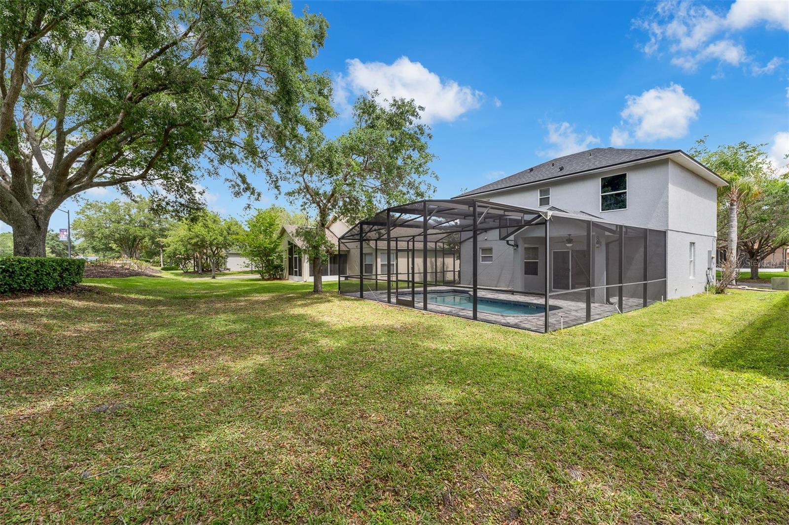 Image 29 of 36 For 14728 Huntley Drive