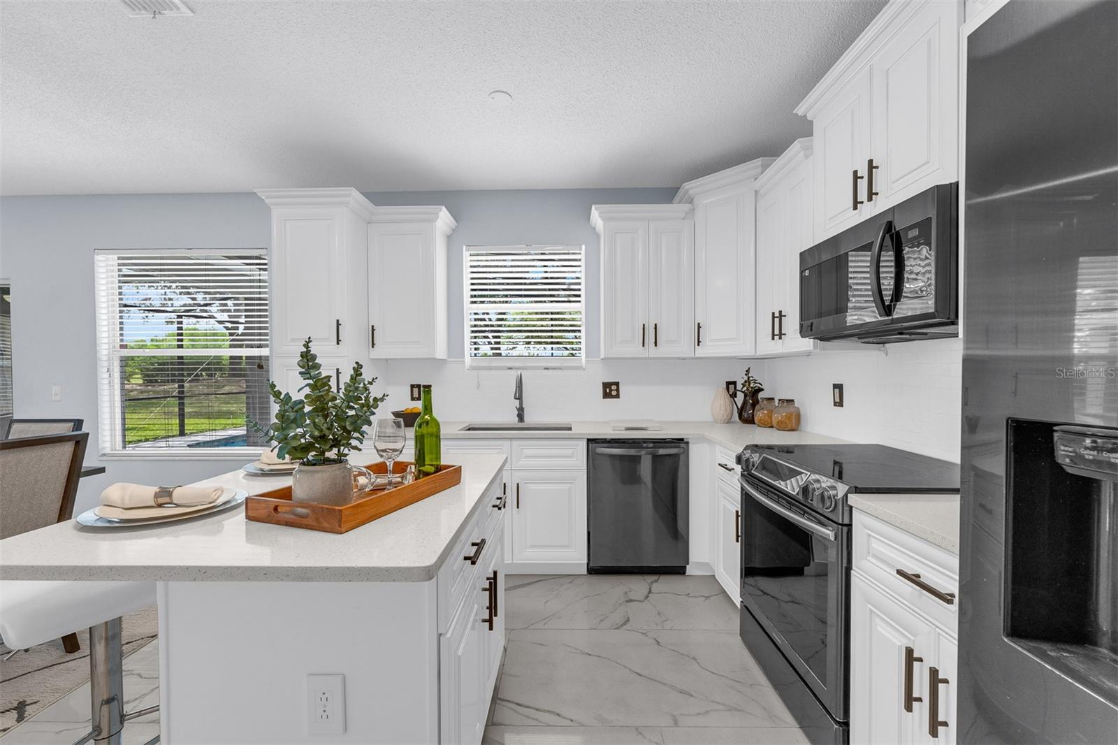 Image 9 of 36 For 14728 Huntley Drive