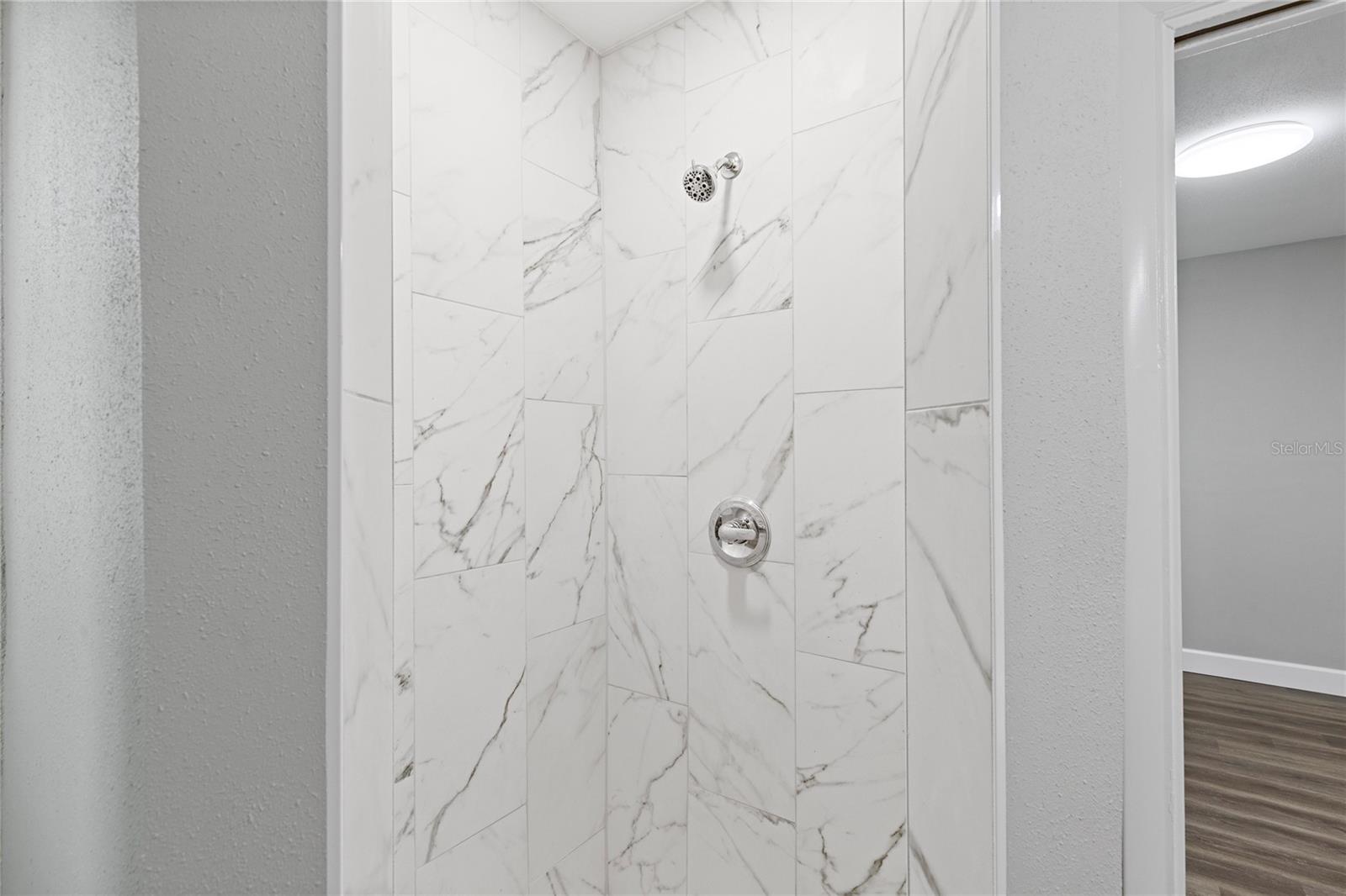 Image 30 of 34 For 804 Evergreen Avenue