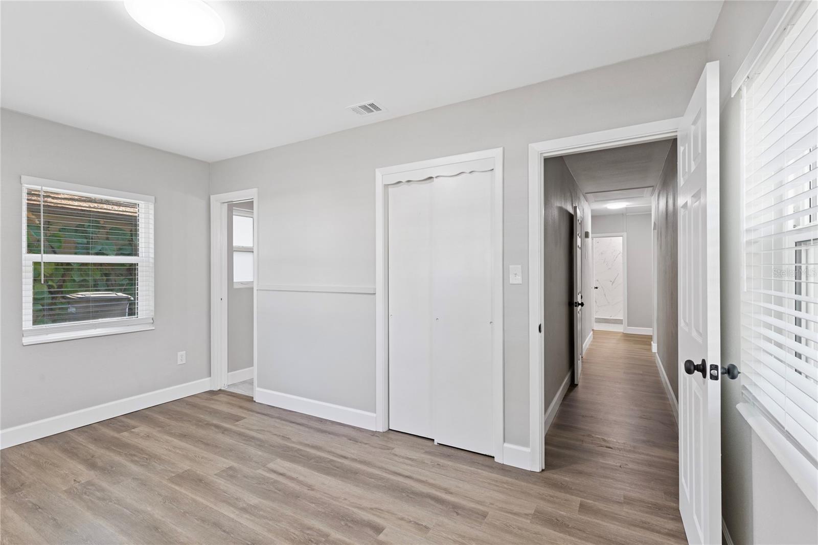 Image 33 of 34 For 804 Evergreen Avenue