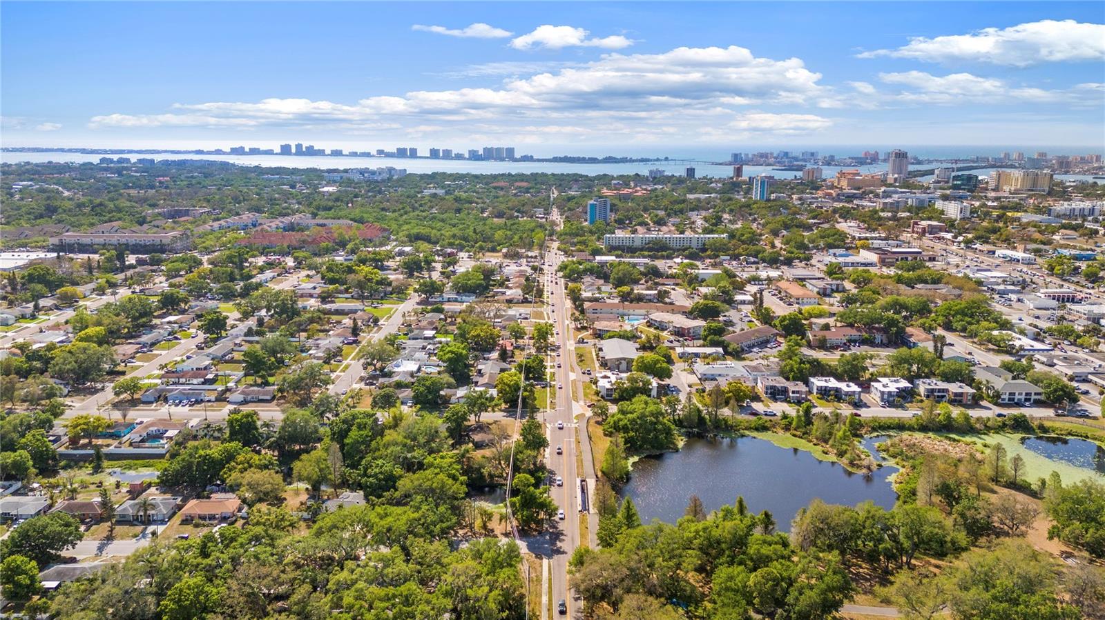 Image 7 of 34 For 804 Evergreen Avenue