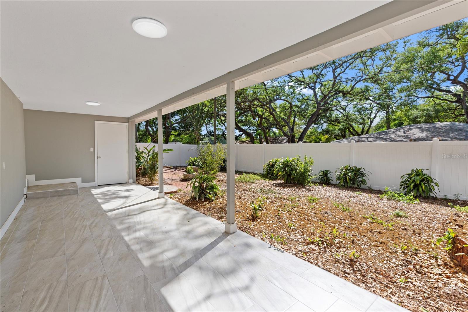 Image 9 of 34 For 804 Evergreen Avenue