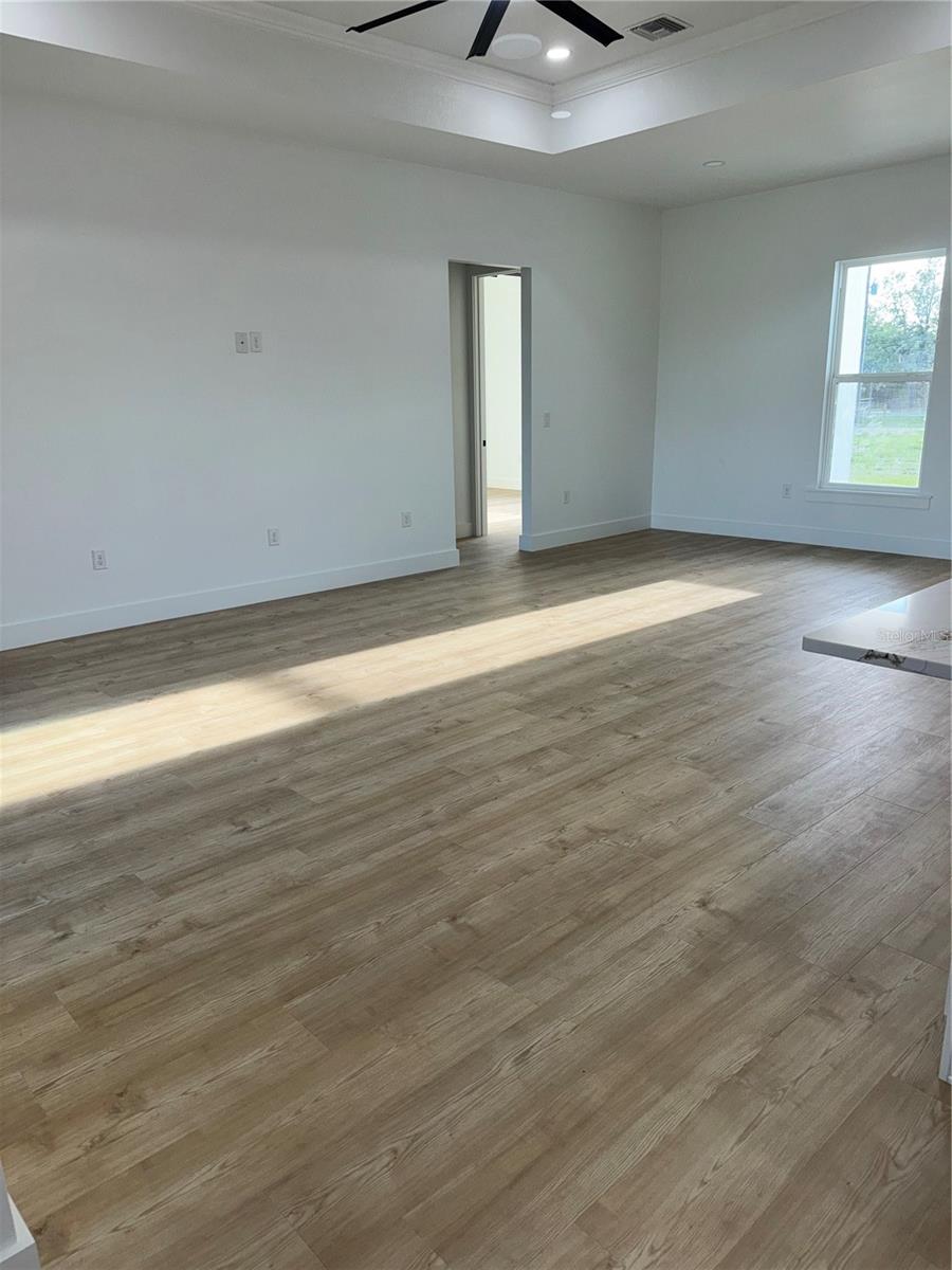 Image 14 of 42 For 1721 Mcclellan Road