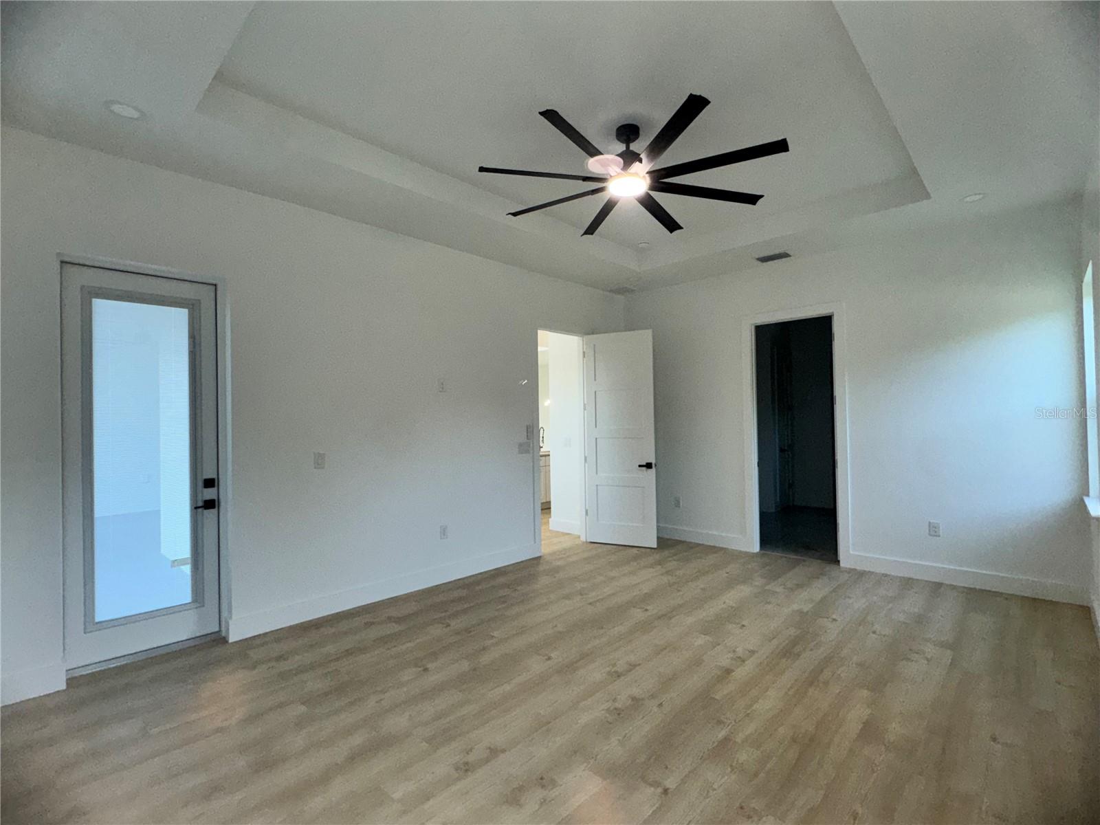 Image 32 of 42 For 1721 Mcclellan Road